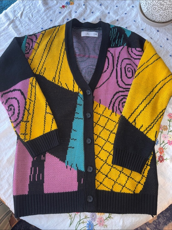 Disney Sweaters - Disney Black Nightmare Before Christmas “Sally” Cardigan Sweater